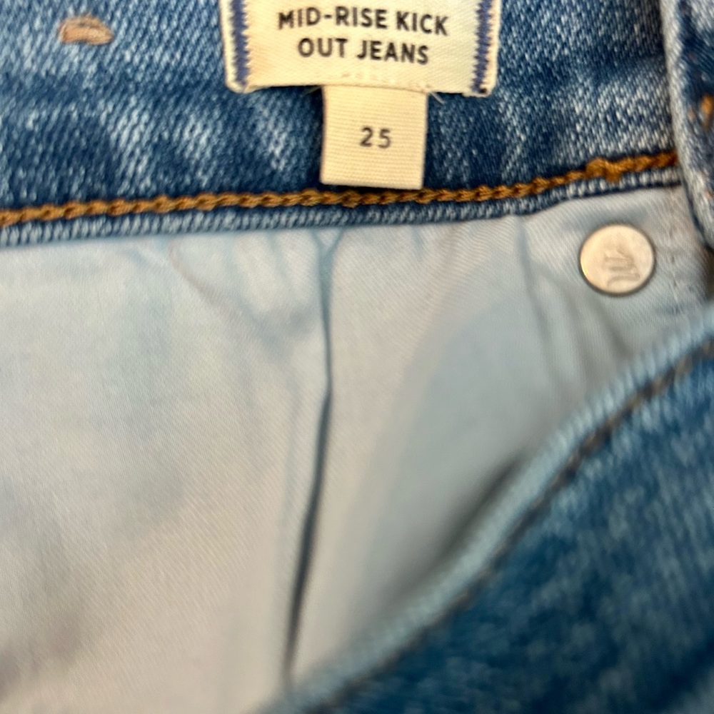 Madewell Mid Rise Kick Out Jeans - Picture 5 of 5